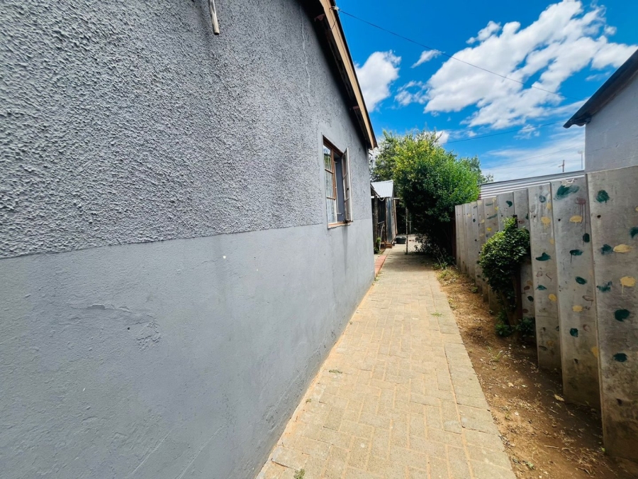 2 Bedroom Property for Sale in Heidedal Free State